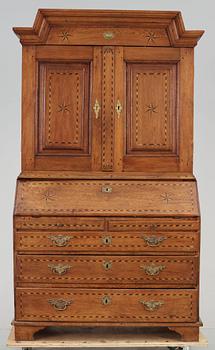 SKRIVSKÅP, senbarock, Småland, 1700-tal.