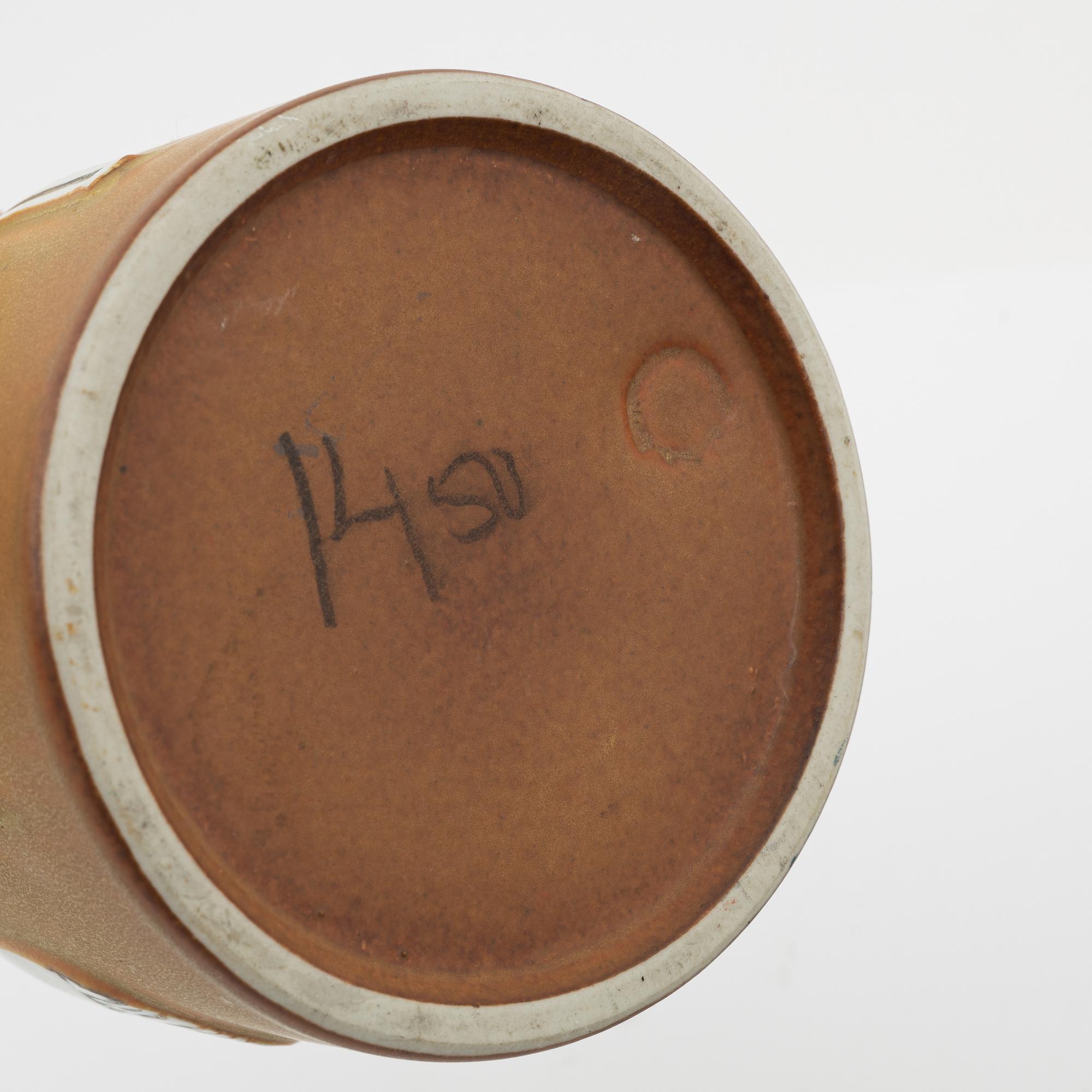 Lisa Larson, vas, skål samt två askfat, stengods,  gustavsberg.