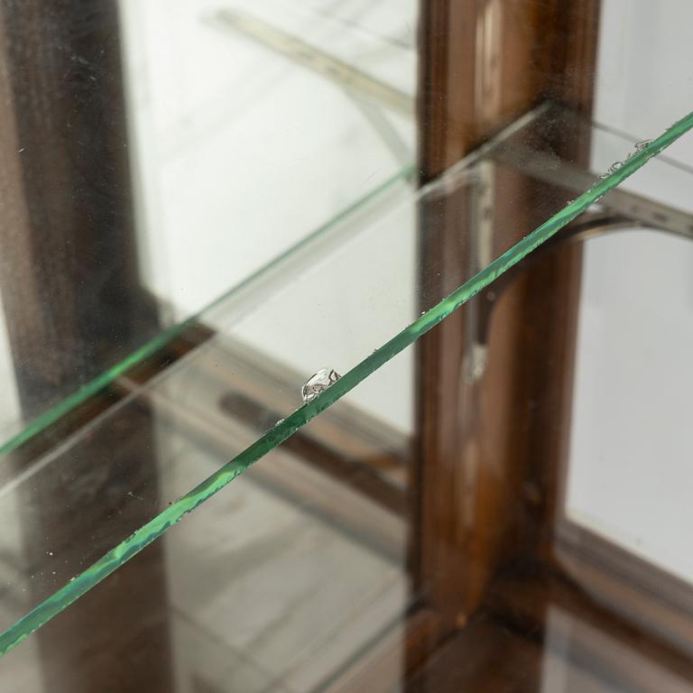 Display cabinet, second half of the 19th century.
