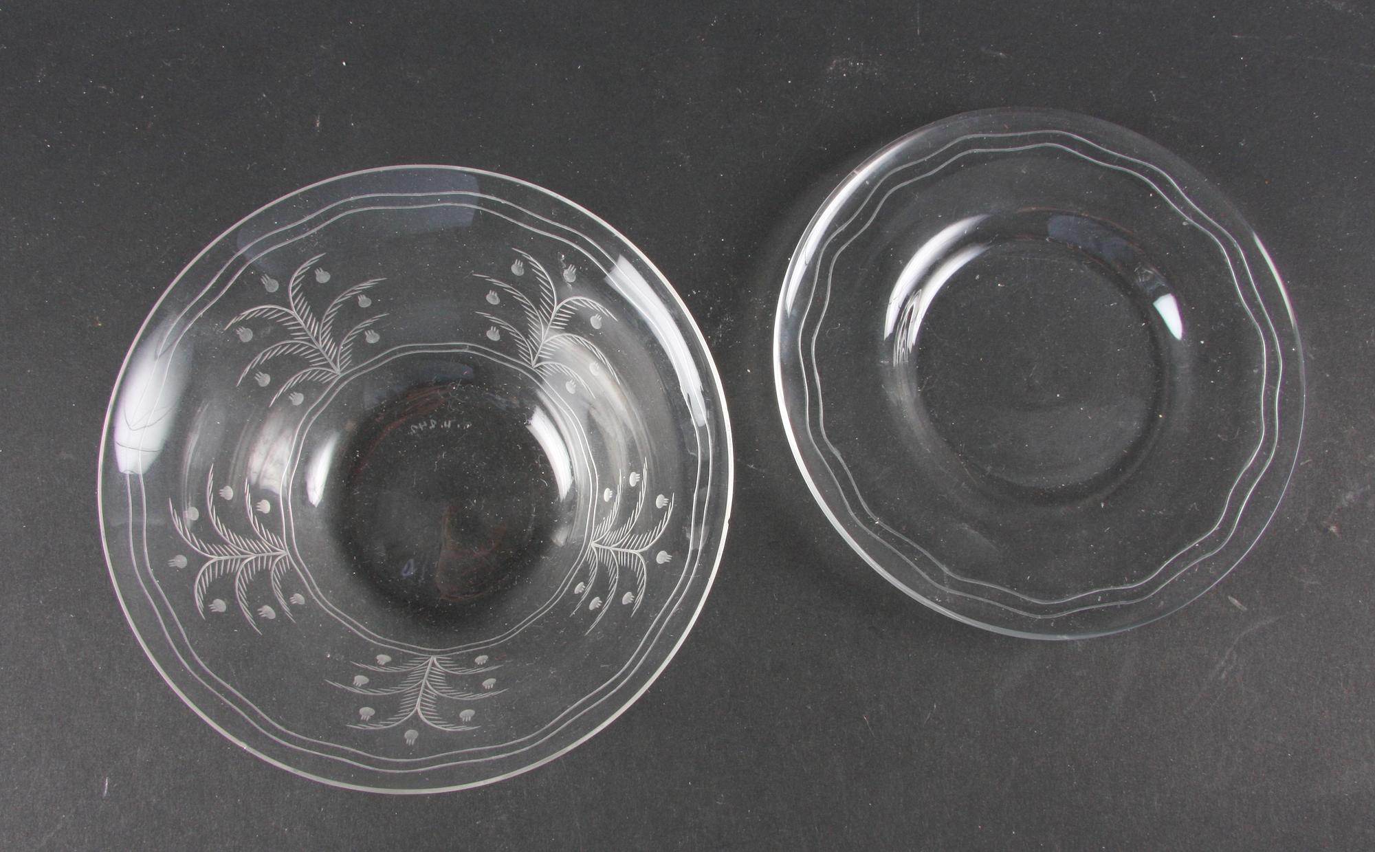 SKÅL PÅ FAT, glas, Orrefors, Edward Hald.