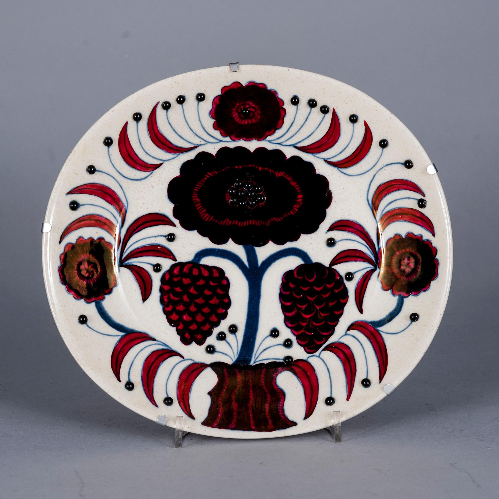 FAT, "Rose" porslin, Birger Kaipiainen, Arabia 686/2000, daterad 1980.