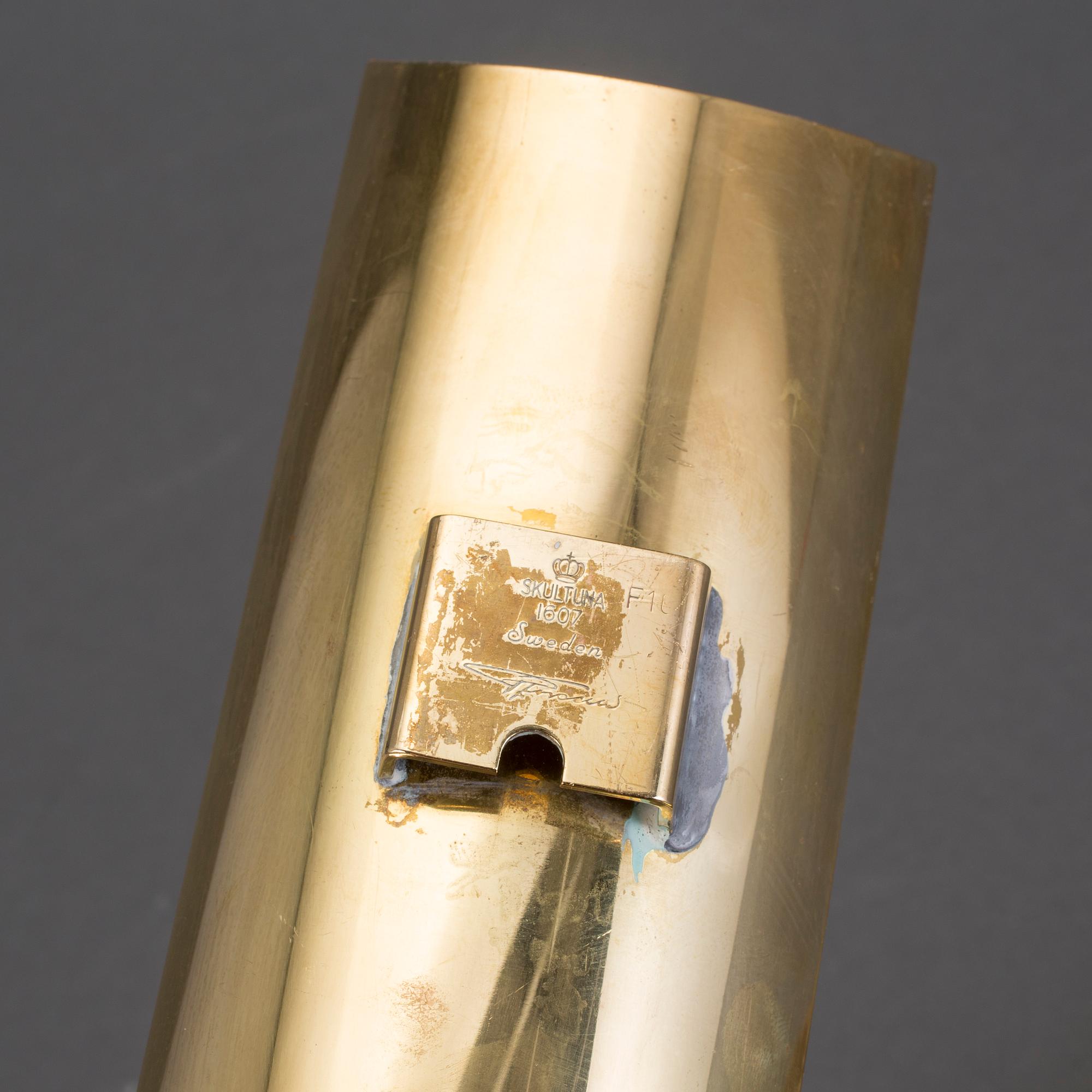 VÄGGLJUSSTAKAR, ett par, mässing, "Reflex", Pierre Forsell, Skultuna.