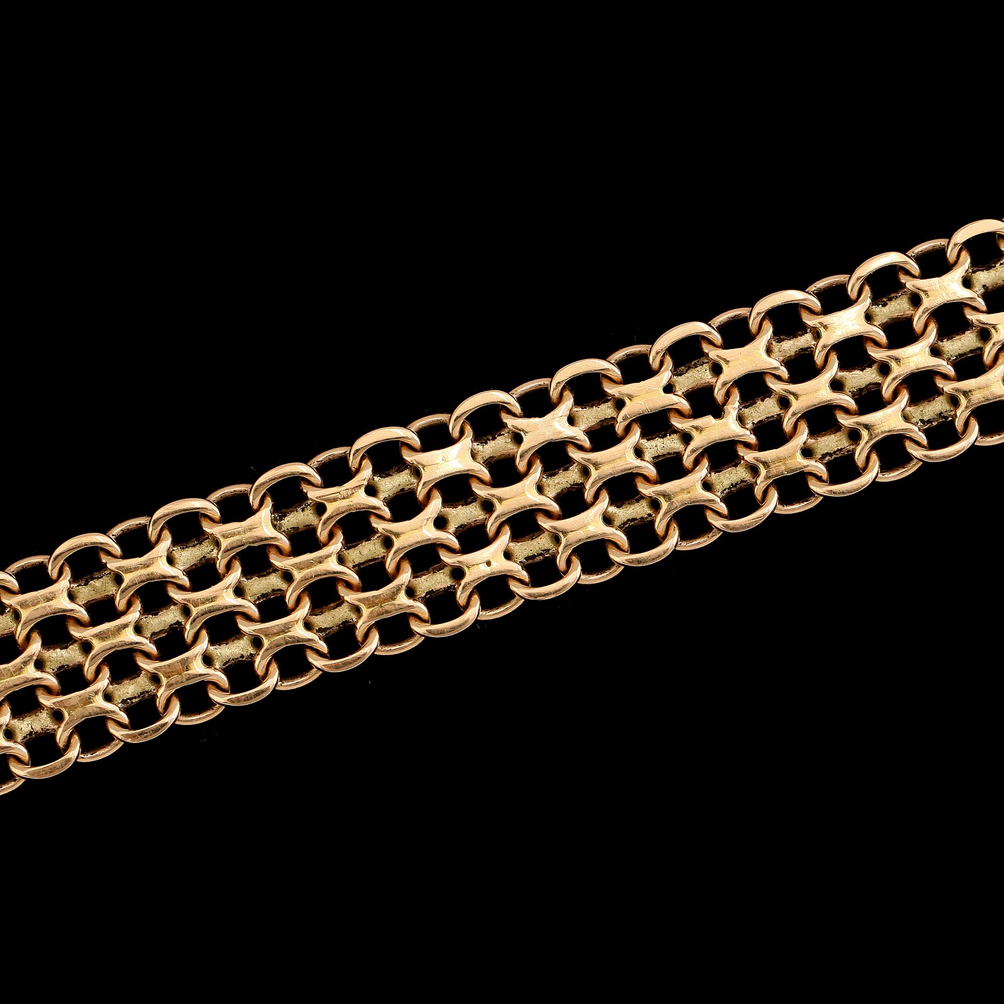ARMBAND, 18K guld. Vikt ca 26 g.