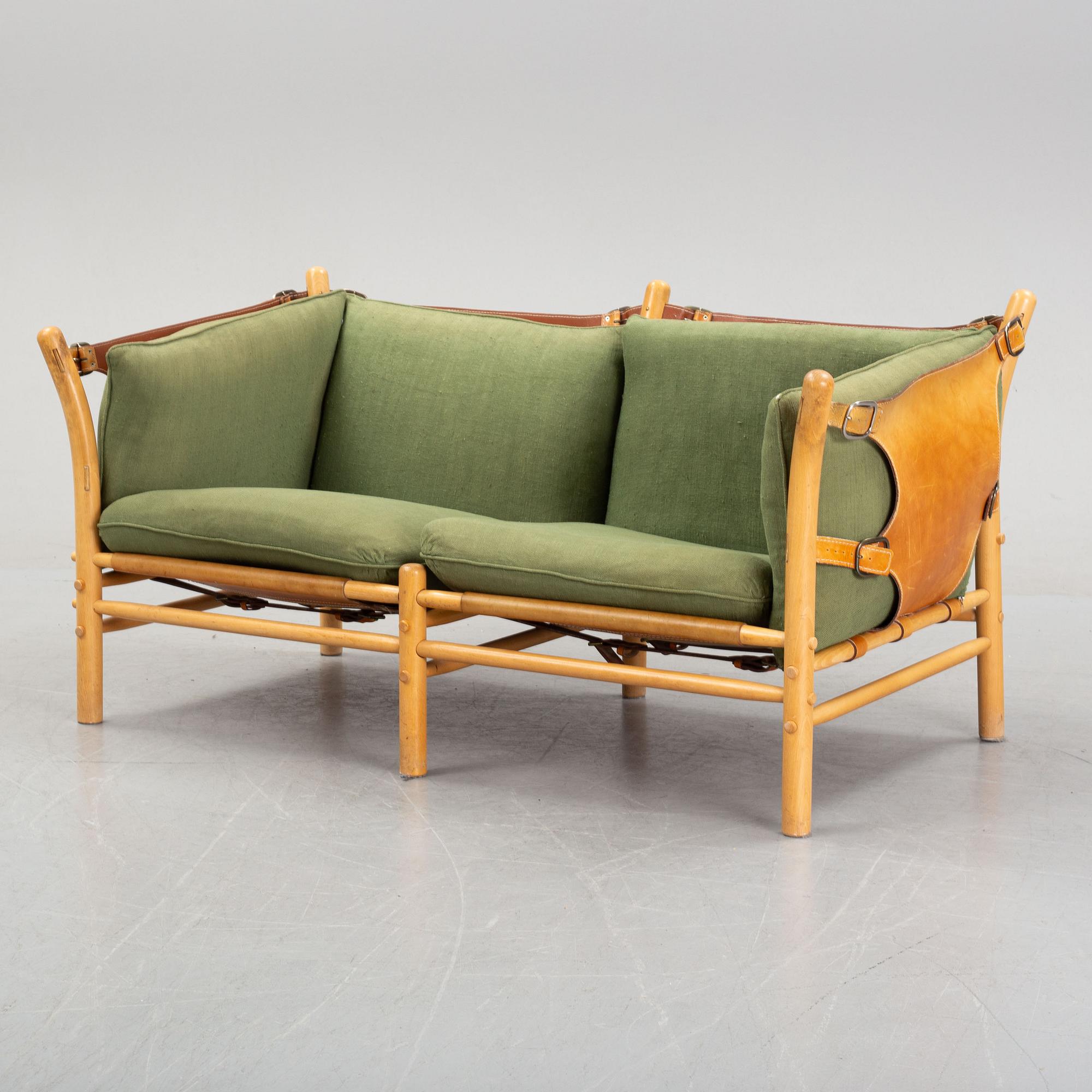 Arne Norell, an 'Ilona' sofa for Norell Möbler, later part of the 20th Century.