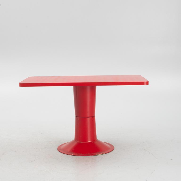 Yrjö Kukkapuro, a 'Saturnus' table, Haimi, Finland, 1970's.