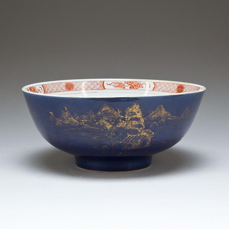 BÅLSKÅL, porslin. Kina, 1700-tal.