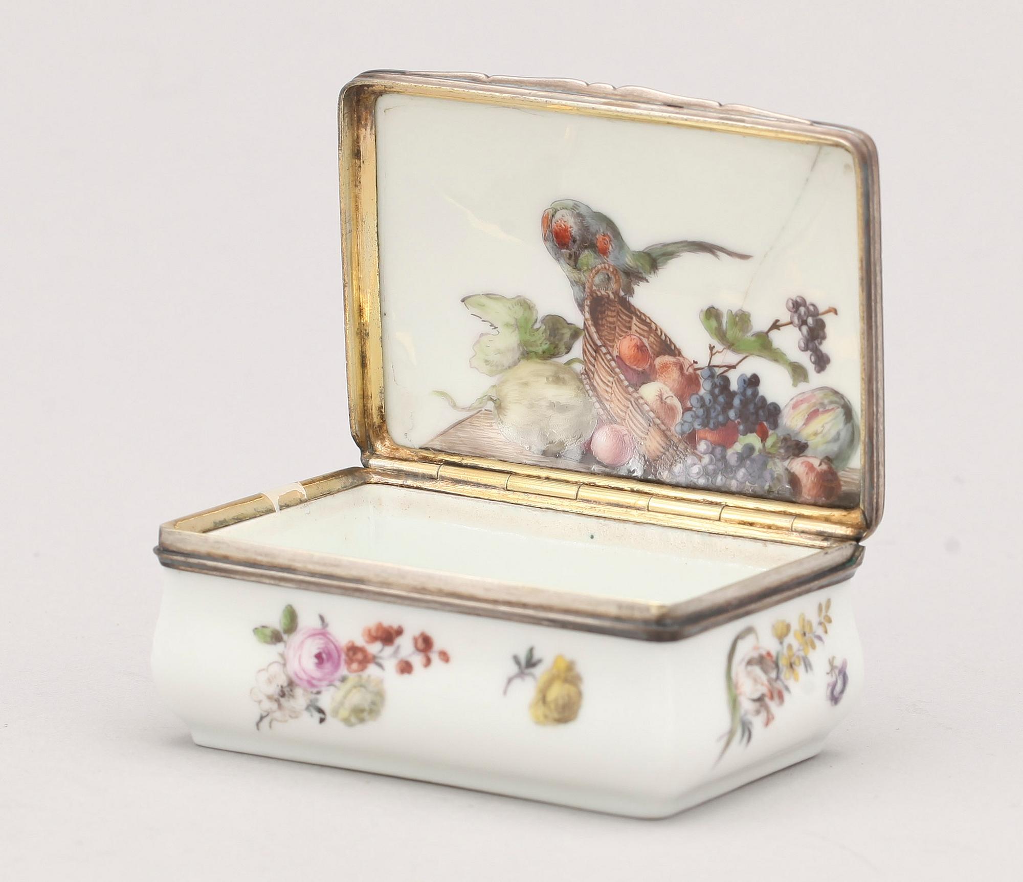 DOSA, porslin, 1900-tal.