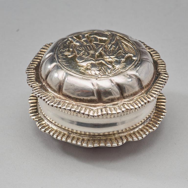 JERMIAS WALLBOM, Uddevalla 1787, kyrkdosa, silver.