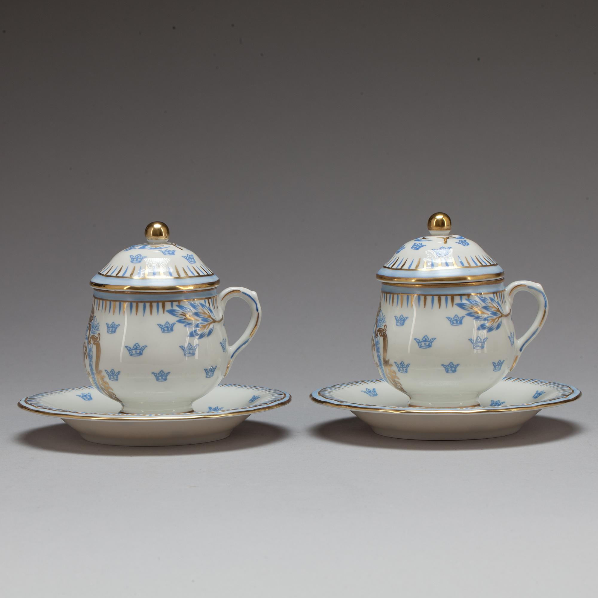 CREMEKOPPAR, 13 st, porslin, Rörstrand, efter Gripsholmsservisen.