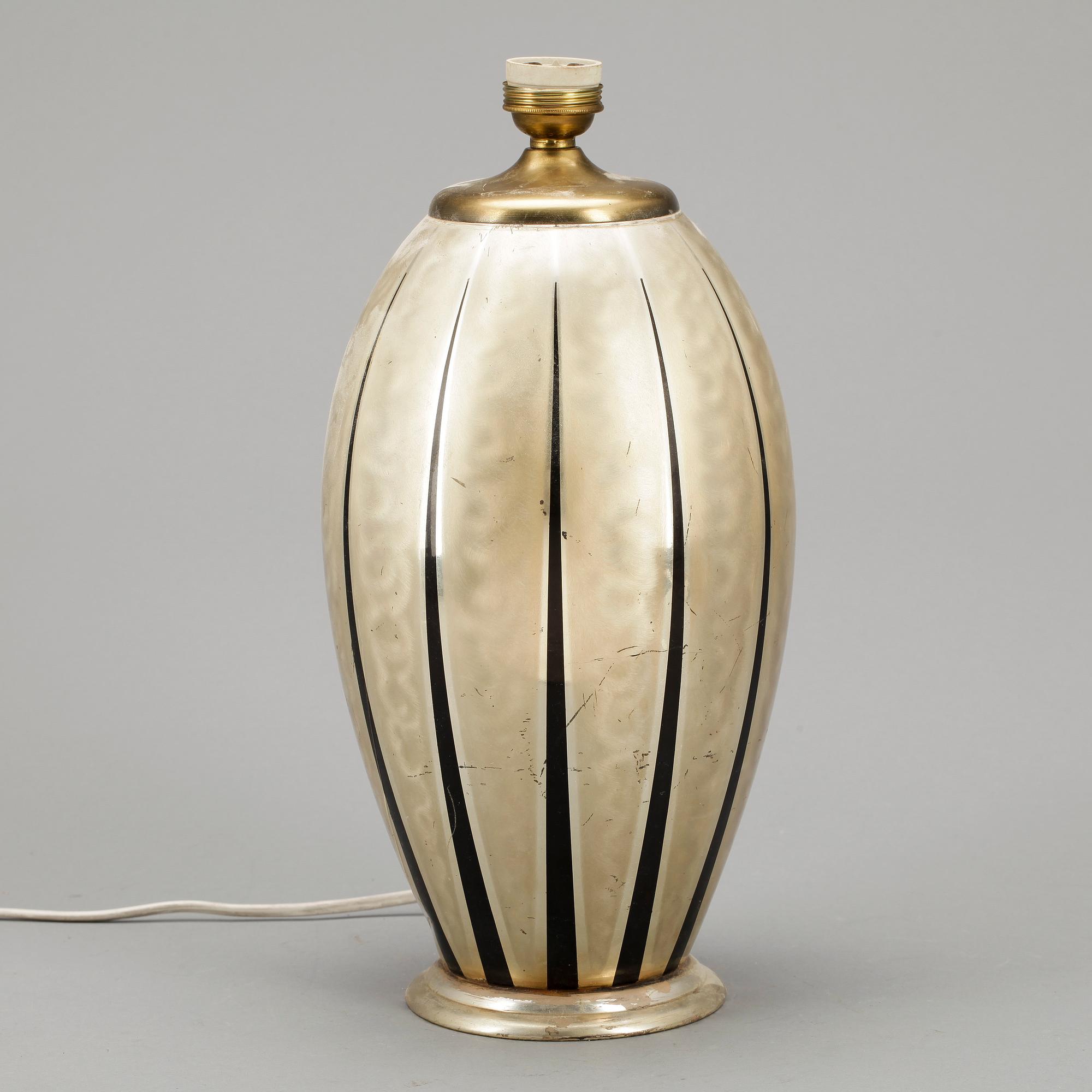 BORDSLAMPA, Wurttembergischee Metallwarenfabrik, 1900-talets första hälft.
