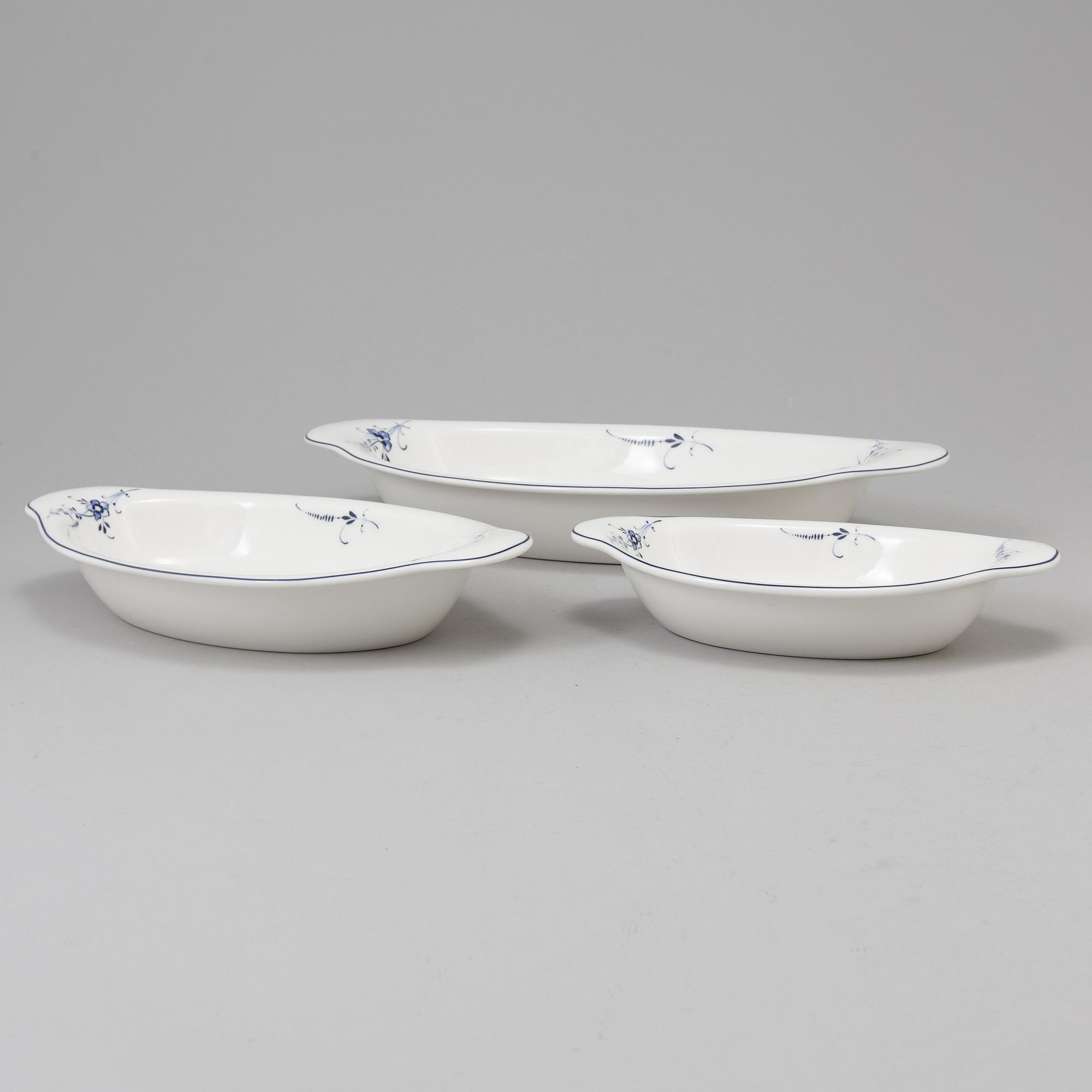 A 88 piece dinner service 'Vieux Luxembourg' and 'Vilbofour', by Villeroy & Boch.