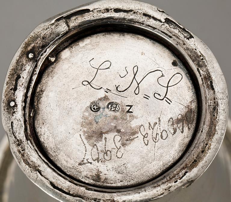 BÄGARE, silver, Hans Stadius änka, Kristianstad, 1737. Ca 220 gr.