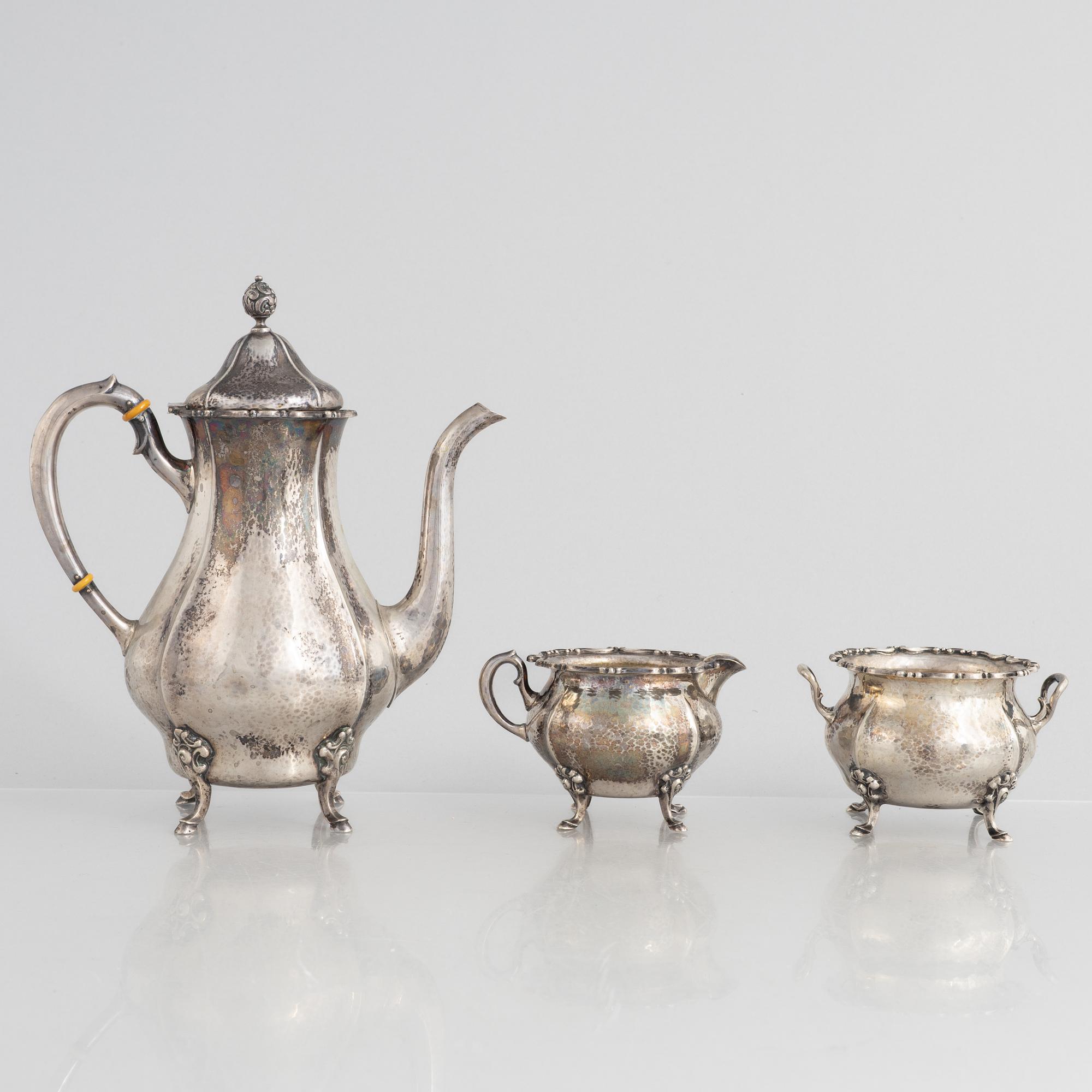 K Anderson, kaffeservis, 3 delar, silver, Stockholm 1936. Nysilverbricka samma modell medföljer.