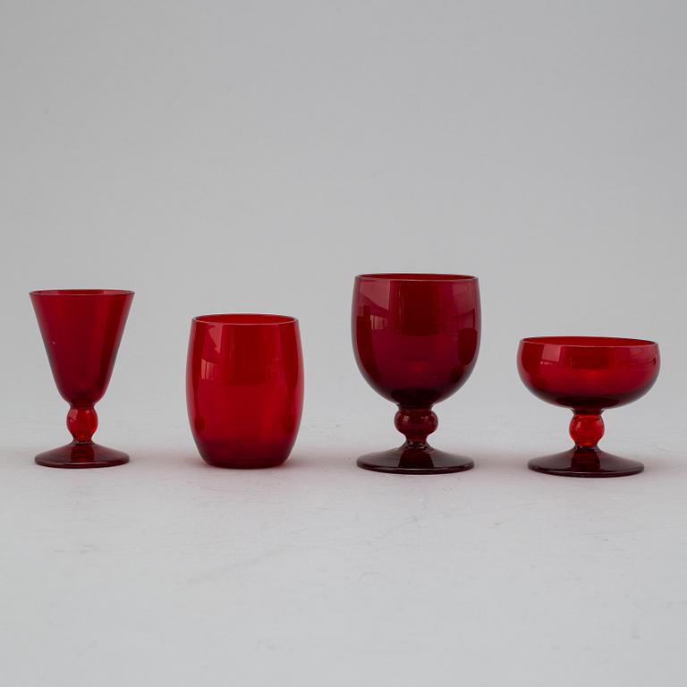 A set of 40 pcs of glass deisgned by Björn Trädgårdh, Reijmyre.