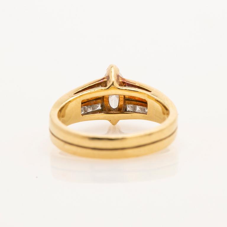 Ring, 18k med diamanter, Willy Wiemann.
