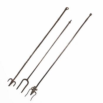 Eldgafflar, tre stycken, 1700 - 1800-tal.