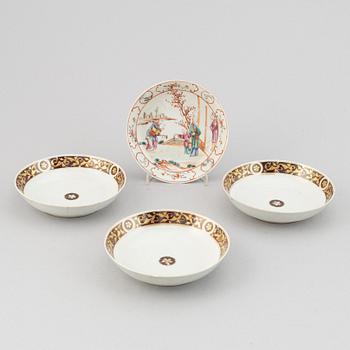 Seven export porcelain objects. Qing dynasty, Qianlong (1736-95).