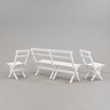 TRÄDGÅRDSMÖBLER, 3 st, 1900-talets första hälft.