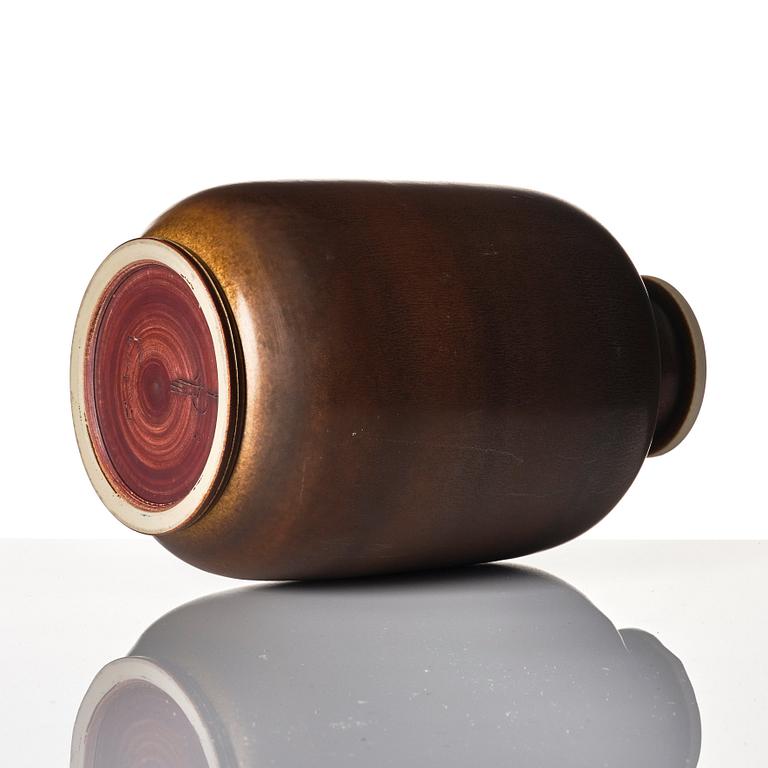 Berndt Friberg, a stoneware vase, Gustavsberg studio, Sweden 1968.