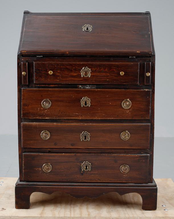 SNEDKLAFFBYRÅ, gustaviansk stil, delvis 1700/1800-tal.