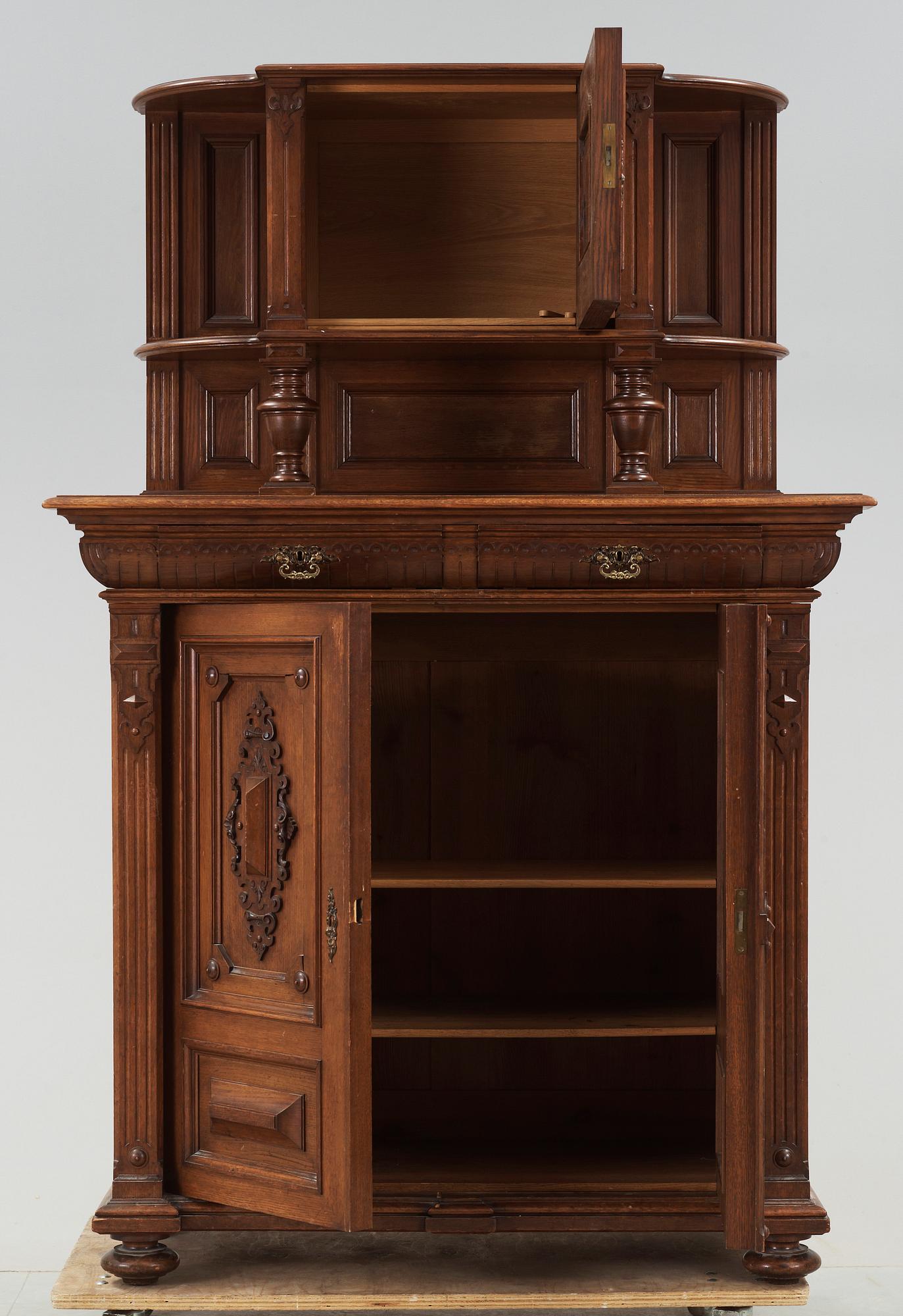 SKÄNKSKÅP, nyrenässans, 1800-talets slut.