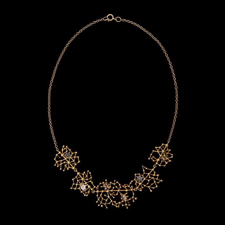 NECKLACE, "Tähtitaivas", 8/8 cut diamonds, 14K gold. Kultakeskus 1974.