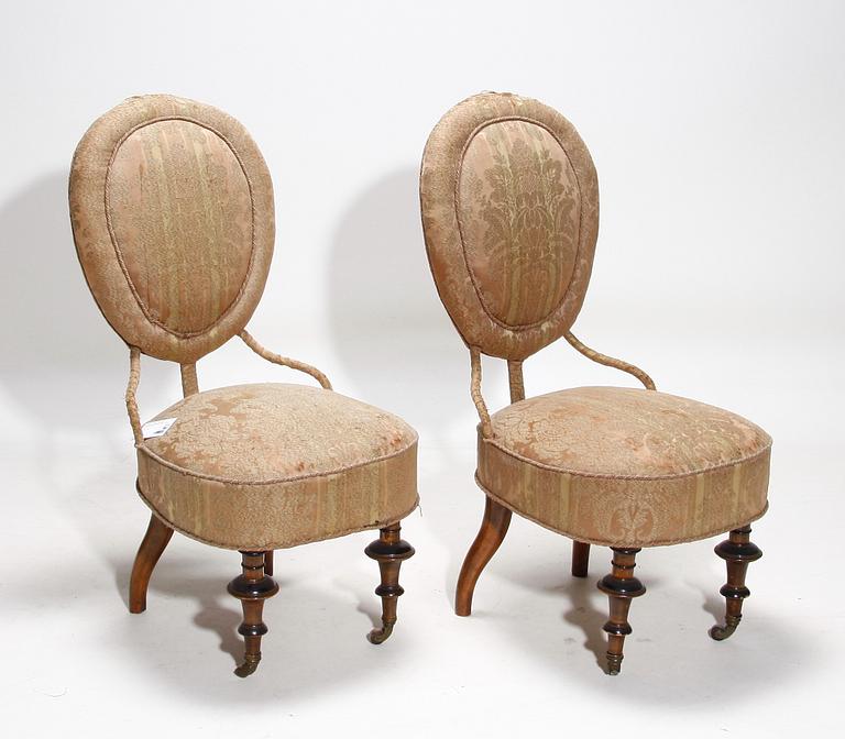 STOLAR, ett par, nyrenässans, 1800-talets slut.