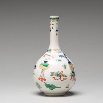A famille verte vase, Qing dynasty, Kangxi (1662-1722).