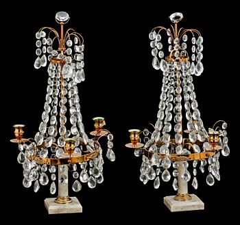 LYSTRAR, ett par, gustaviansk stil, 1900-talets första hälft.