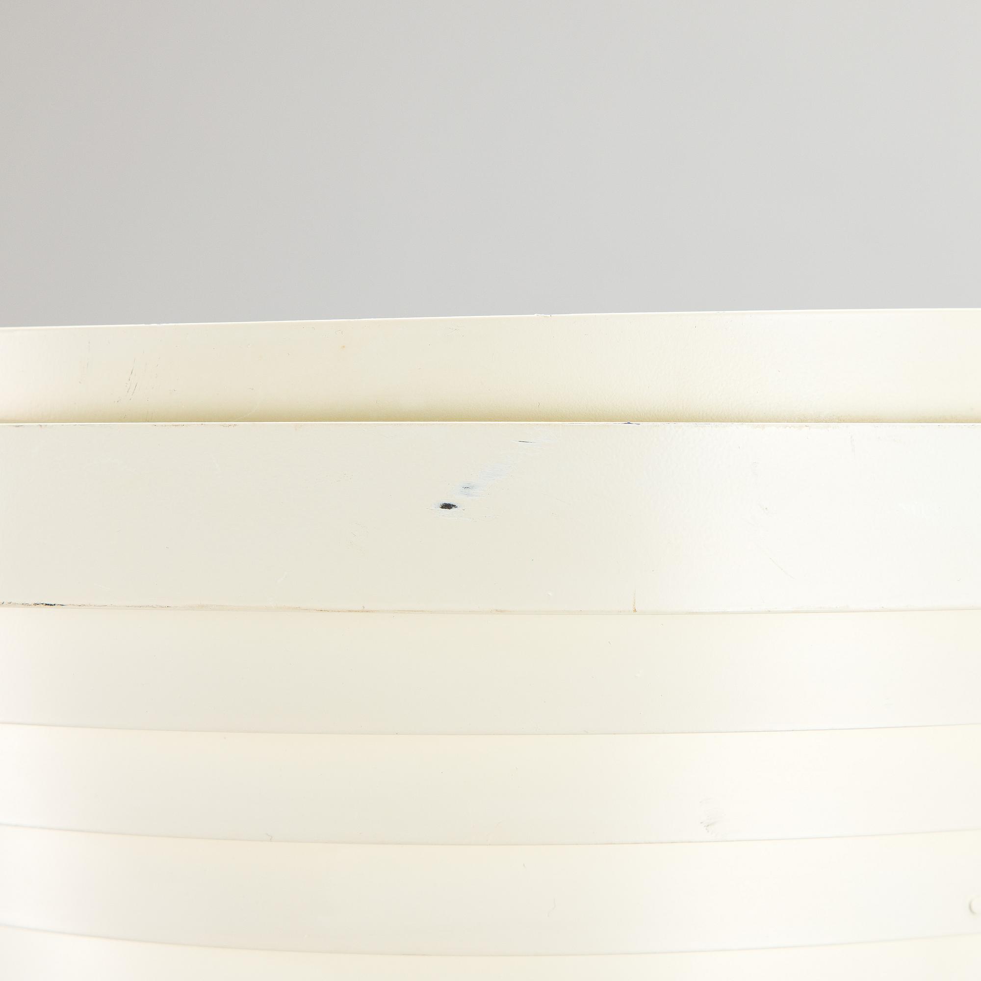 Alvar Aalto, 'Angel wing' model A 805 floor light manufactured by Valaisinpaja Oy, end of 20th century.