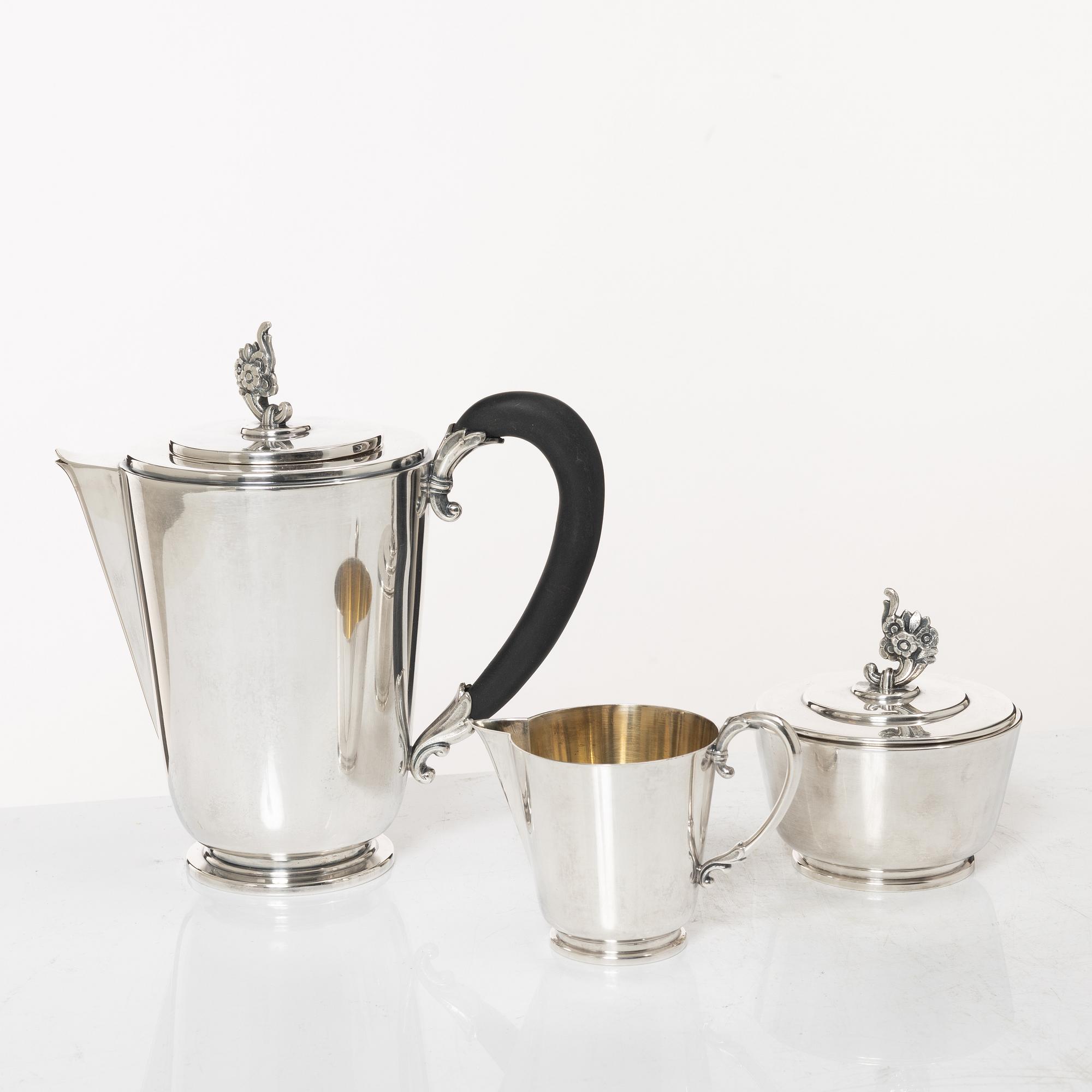 A 3-piece Swedish silver coffee service, marks of CG Hallberg, Stockholm 1947.