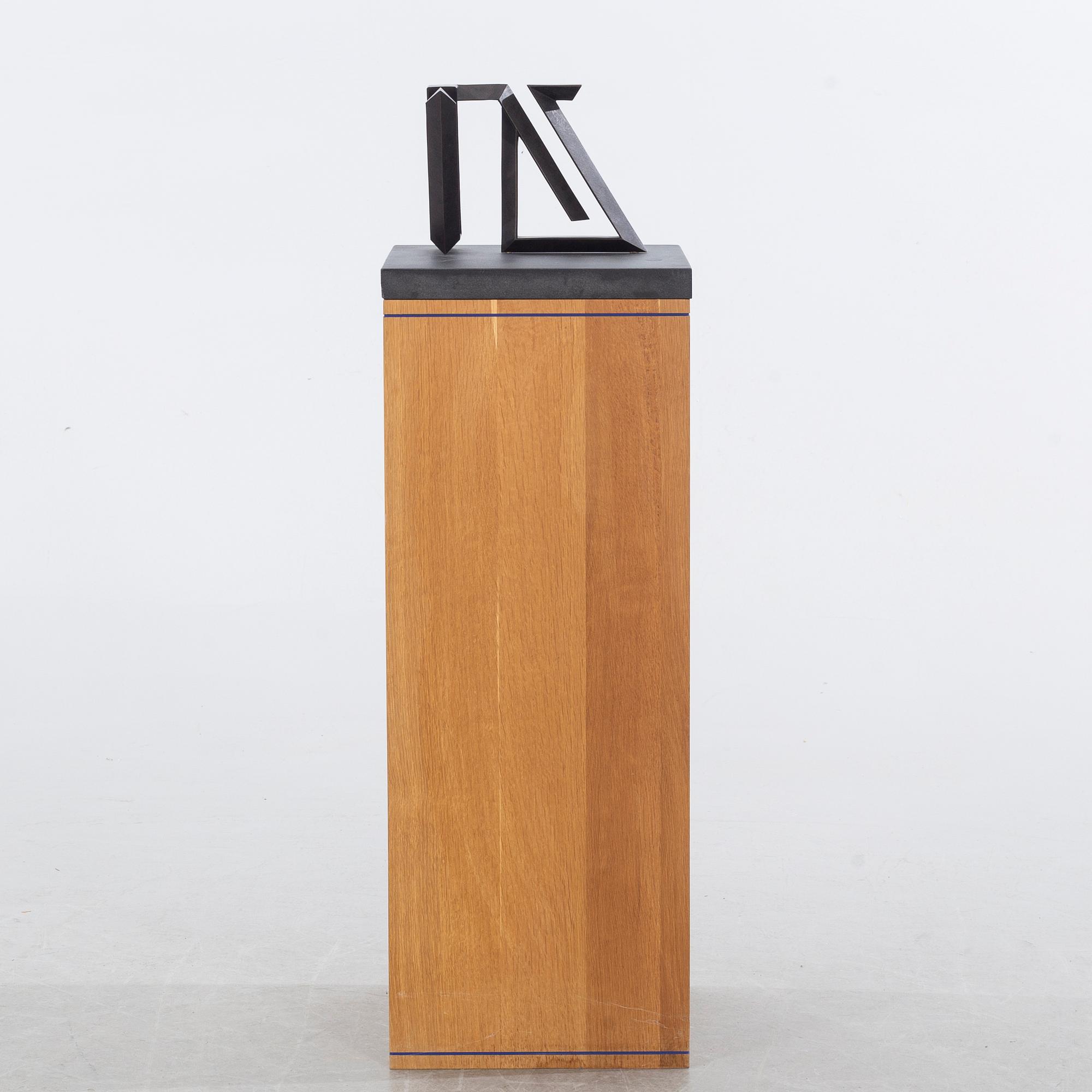 CARL MAGNUS, skulptur, brons, "Pavane II", signerad och daterad -87, numrerad 6/6.