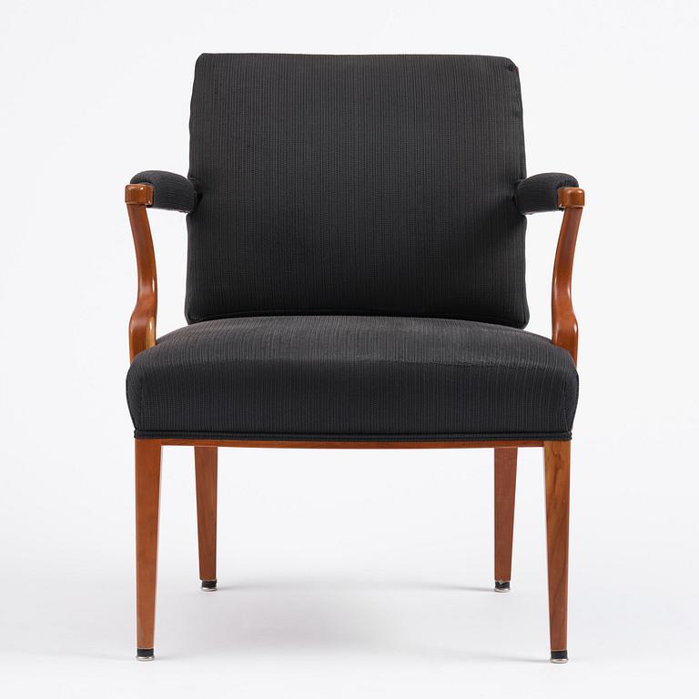 Josef Frank, an armchair model 969, Firma Svenskt Tenn.