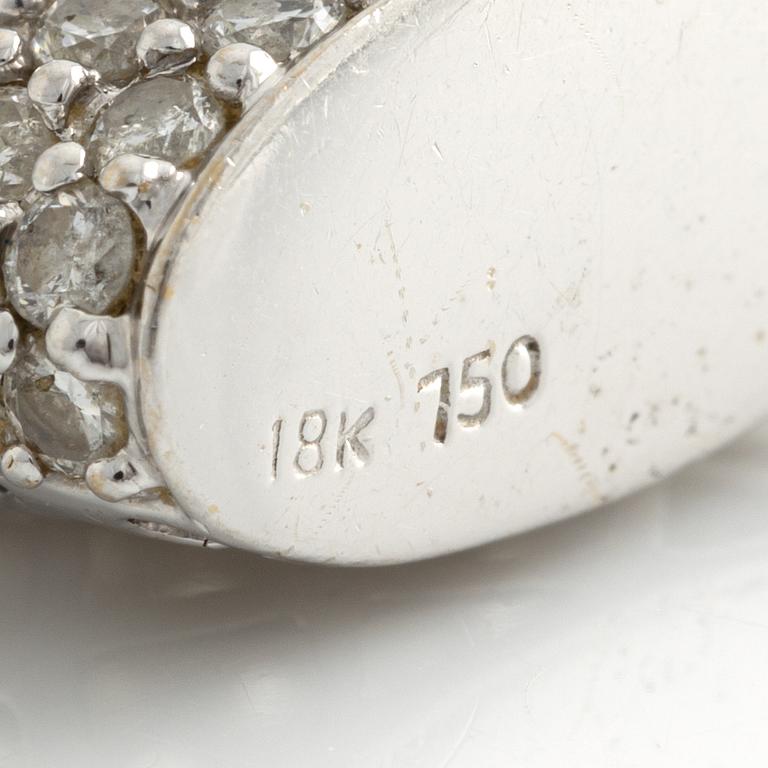 Hängsmycke i form av lås 18K vitguld med runda briljantslipade diamanter.