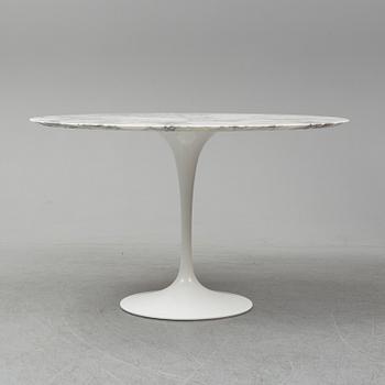 EERO SAARINEN, 'Tulip' table, Knoll.