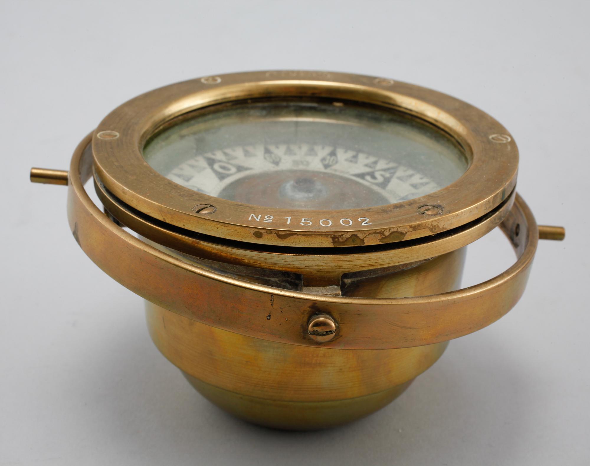 Two compasses by Lyth, Stockholm and J.E Lindbom, Lysekil, first half of the 20th century.