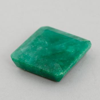 SMARAGD, ca 119 ct, oinfattad.