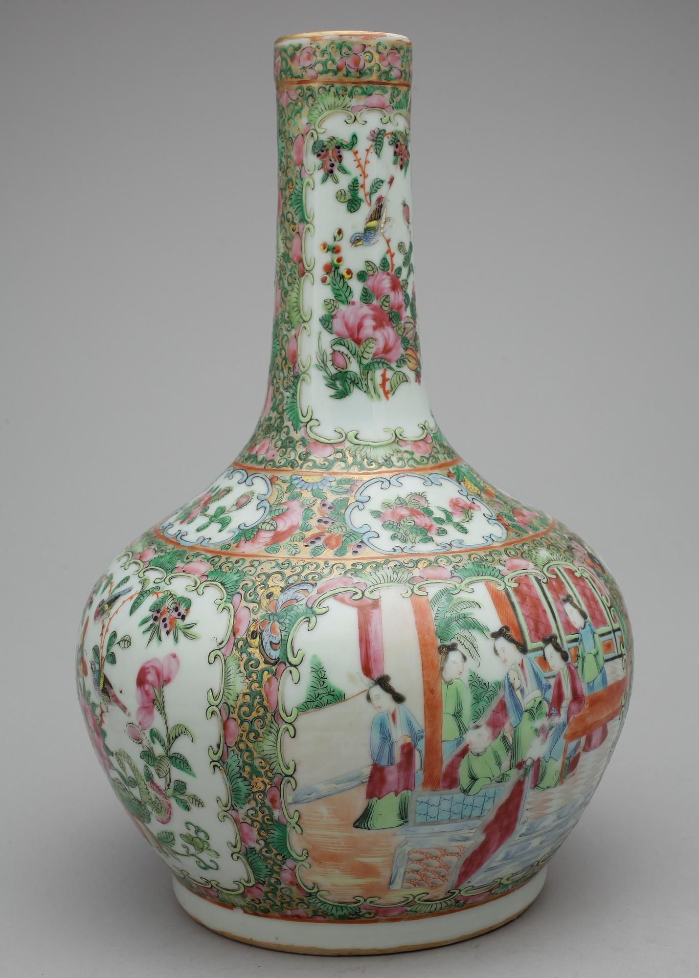 VAS / BORDSLAMPA, porslin, Qing dynastin, Kanton, 1800-tal.