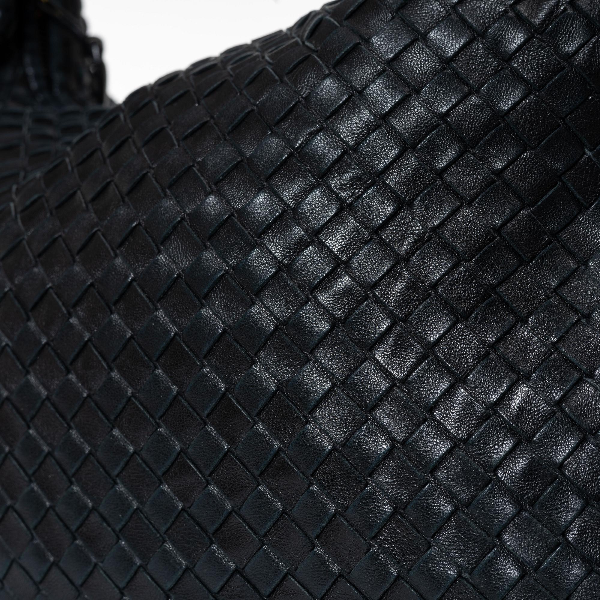 Bottega Veneta, bag "Hobo Bag".