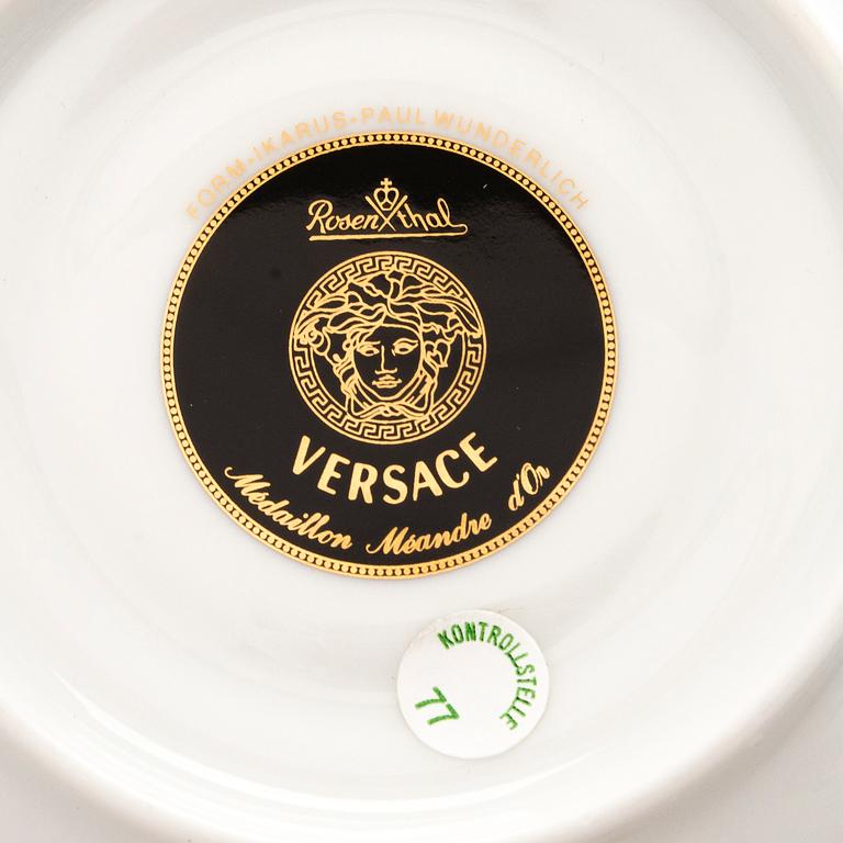 VERSACE Ikarus, Médaillon Méandre d'Or 2 + 2 porcelain plates with a coffee cup by Rosenthal.