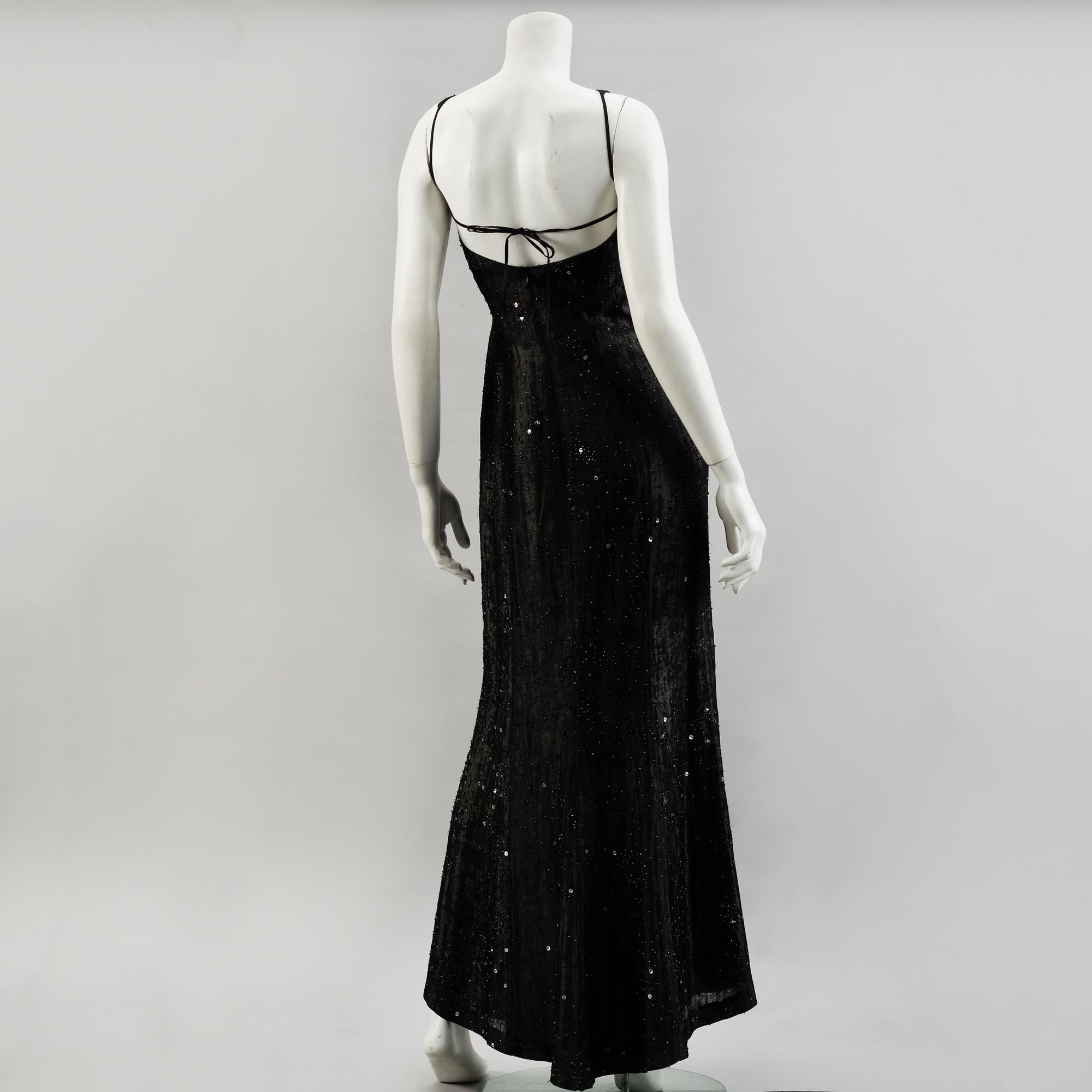 LARS WALLIN, a beaded evening gown, size 38.