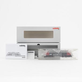 Märklin, a locomotive set, model no 37670, gauge H0, in boxes.