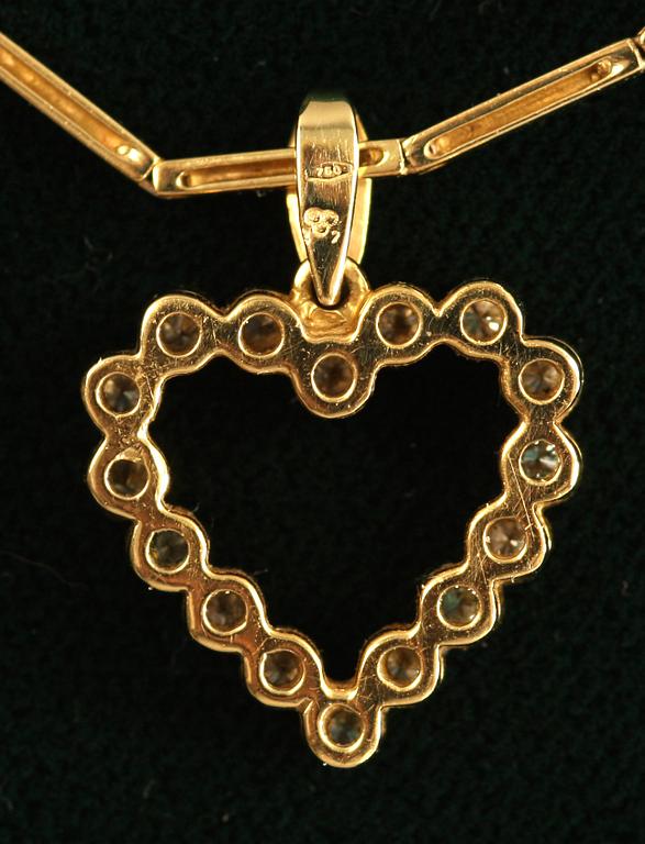 HALSBAND med HÄNGE, 18K guld, samt små diamanter tot ca 0,57ct.