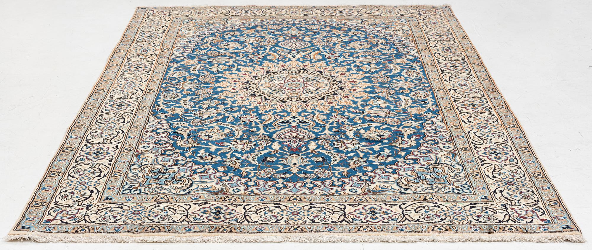 Carpet, Nain, approx. 300 x 193 cm.