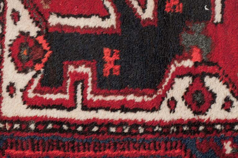 MATTA, Hamadan. Ca 219x102 cm.