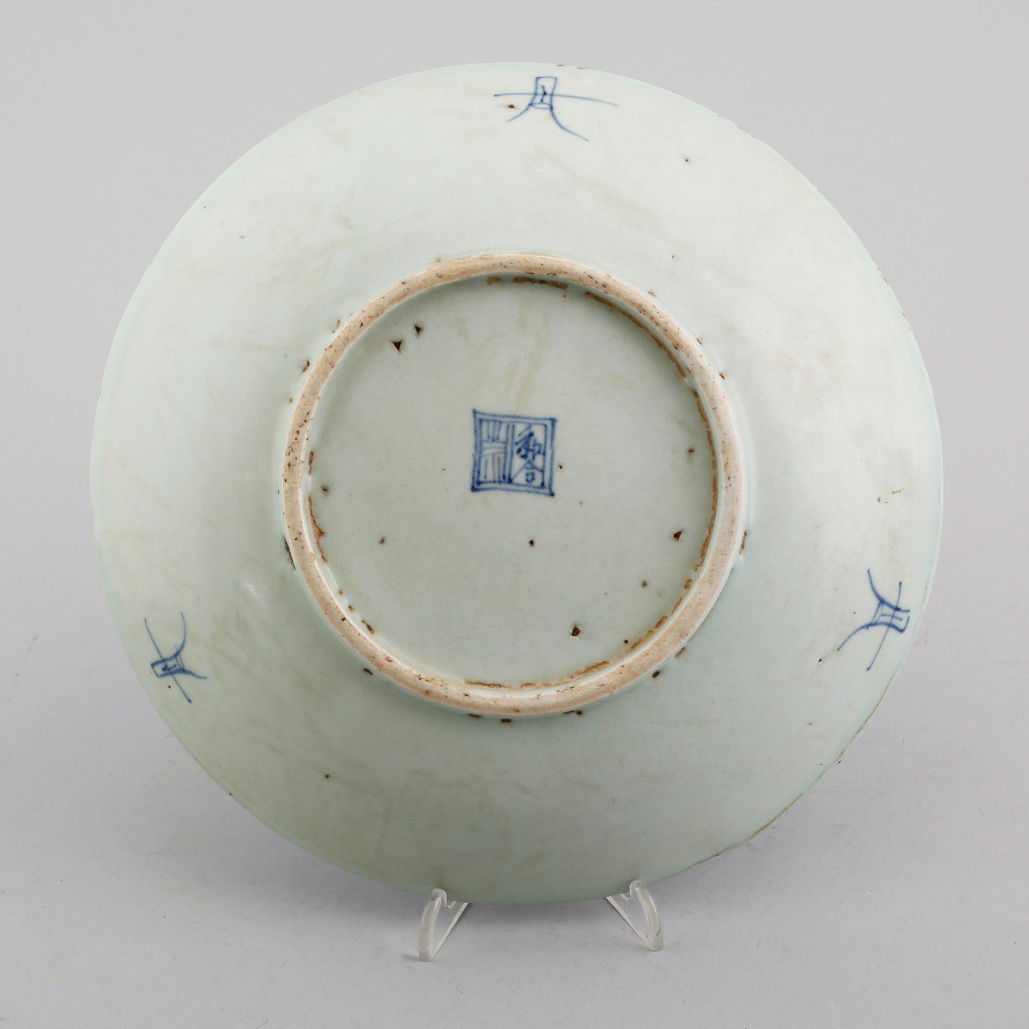 FAT, porslin, sannolikt Japan, 1800-tal.