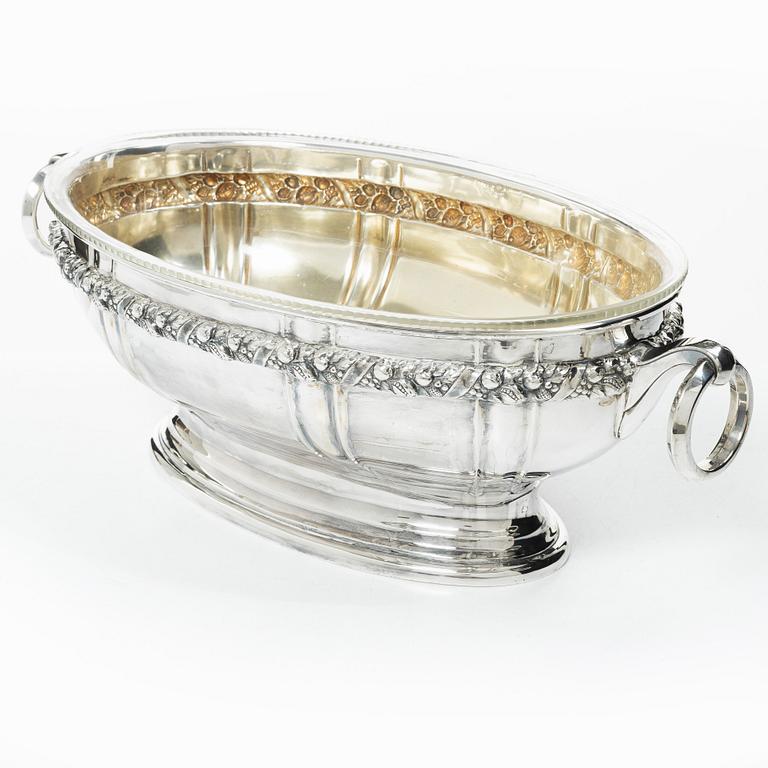 Silver jardinière with glass liner, Swedish import mark from Gothenburg 1924.