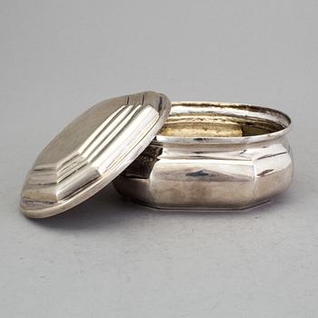 SKRIN, silver, barock, Tyskland. Vikt ca 175 gram.