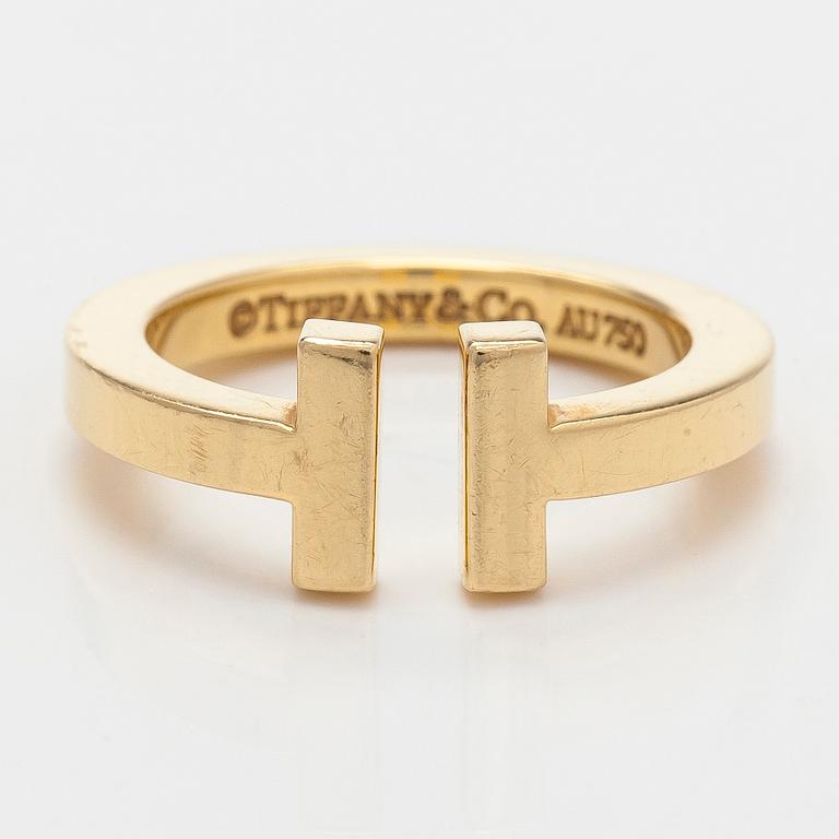 Tiffany & Co,  ring, "T-square", 18K guld.