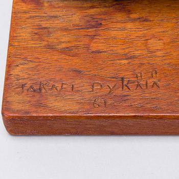 Sakari Pykälä, a wooden sculpture, signed and dated -61.